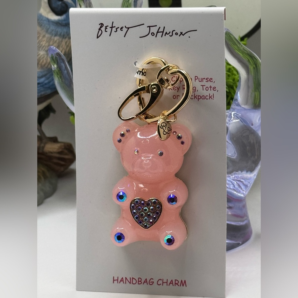 Betsey Johnson Gummy Bear Crystal Heart Handbag Charm Key Ring Clip - Picture 2 of 6